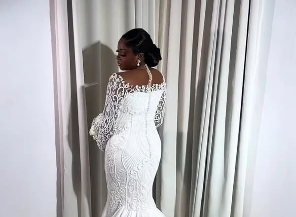Packaged couture gown for delivery
